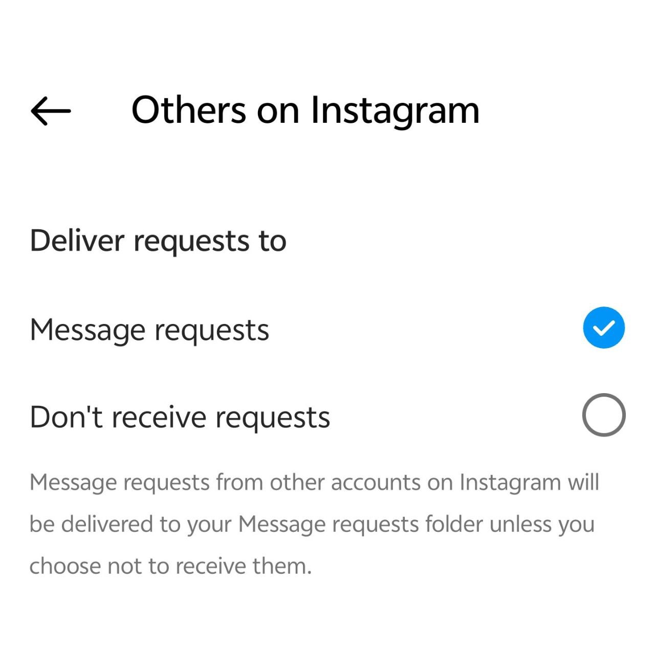 Instagram 正跟朋友正常聊天，忽然聊天框出现一行字 “not everyone can me插图