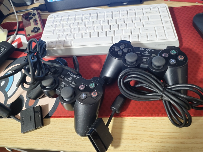 PS2手柄.jpg