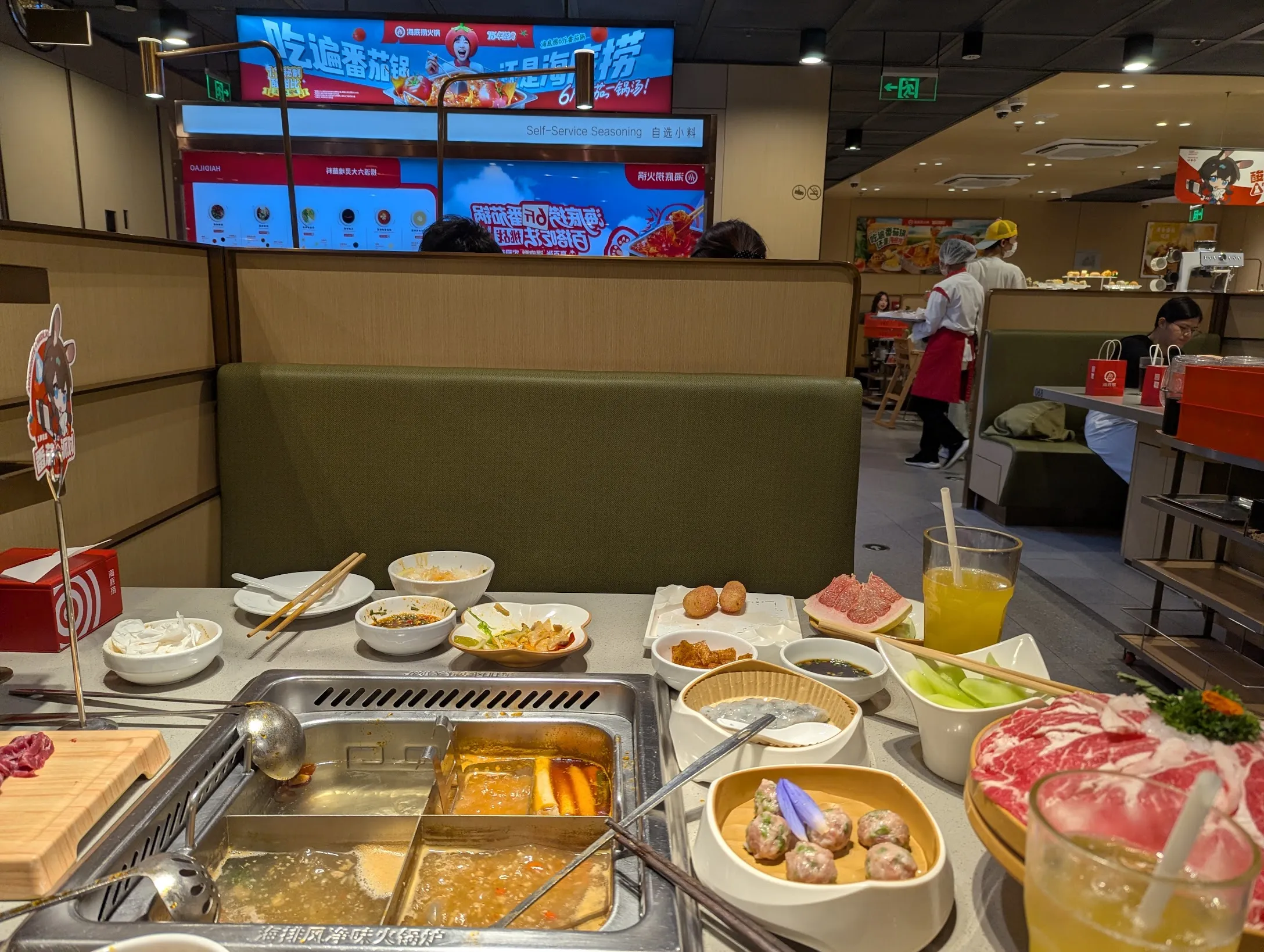 Ate Haidilao with Lingling