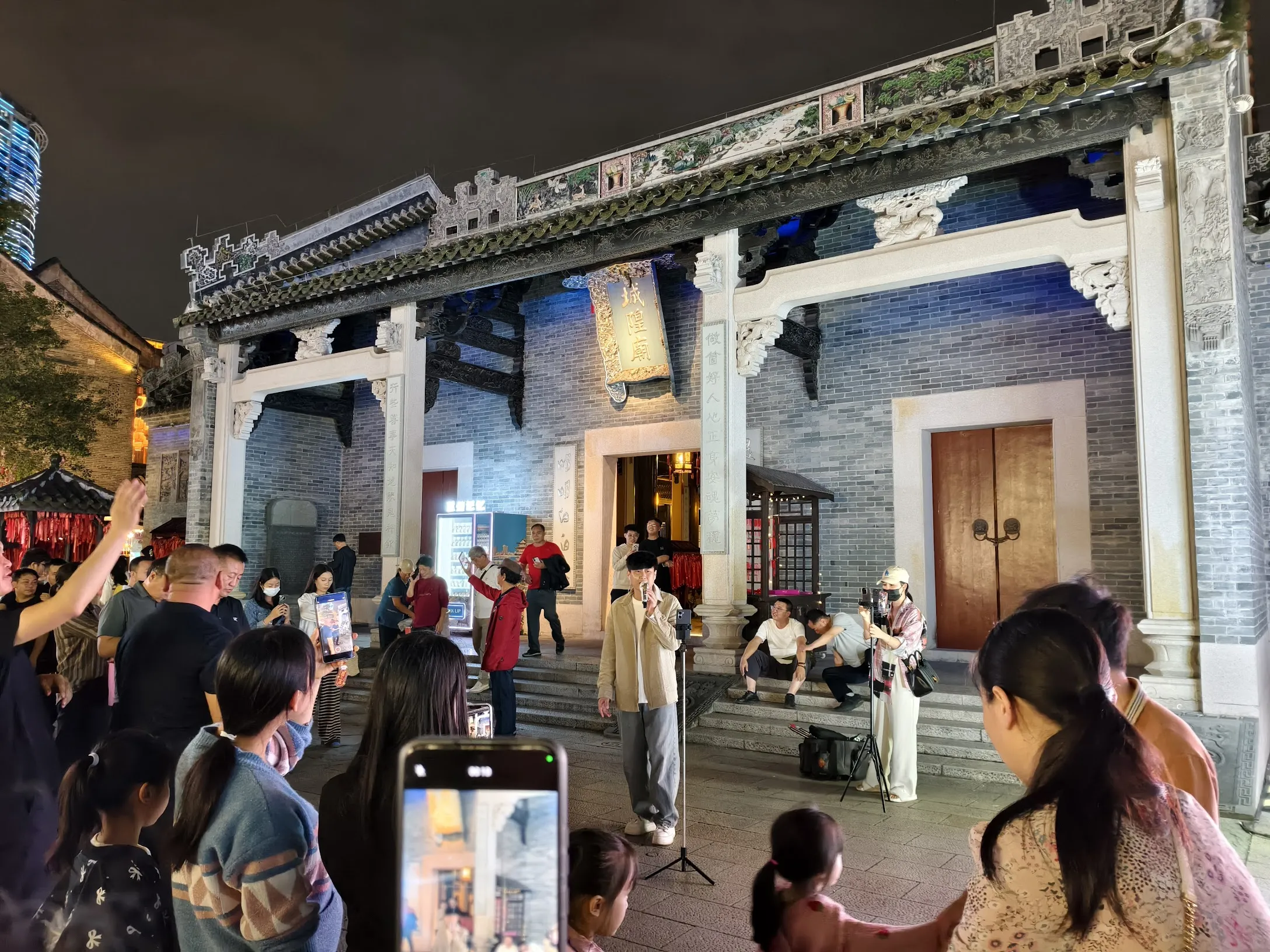 Listened to Nanning’s JJ Lin impersonator with Lingling