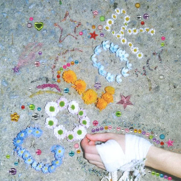 NCT WISH第三张迷你专辑《COLOR》封面图